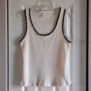 H&M Sleeveless Cream Ribbed Sweater Top with Black Crochet Trim Women's Size XL